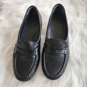 SAS Metro Slip on Loafer Black